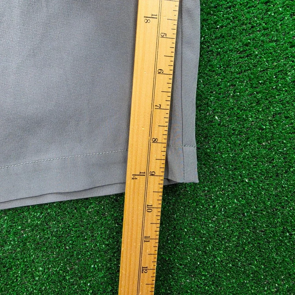 Banana Republic Comfort FlatFront Stretch Golf Shorts Mens 34 Gray Casual NWT